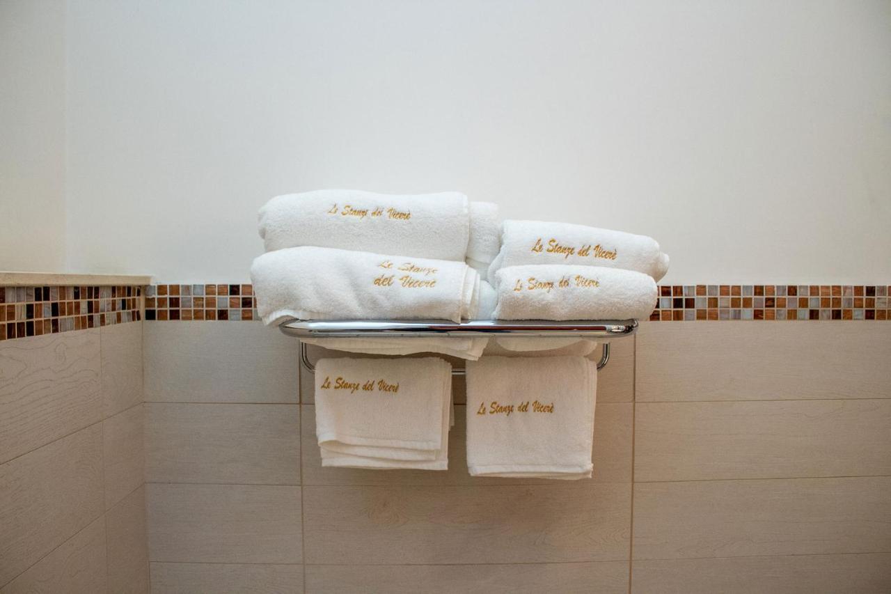 Le Stanze Del Vicere Boutique Hotel Napoli Ngoại thất bức ảnh