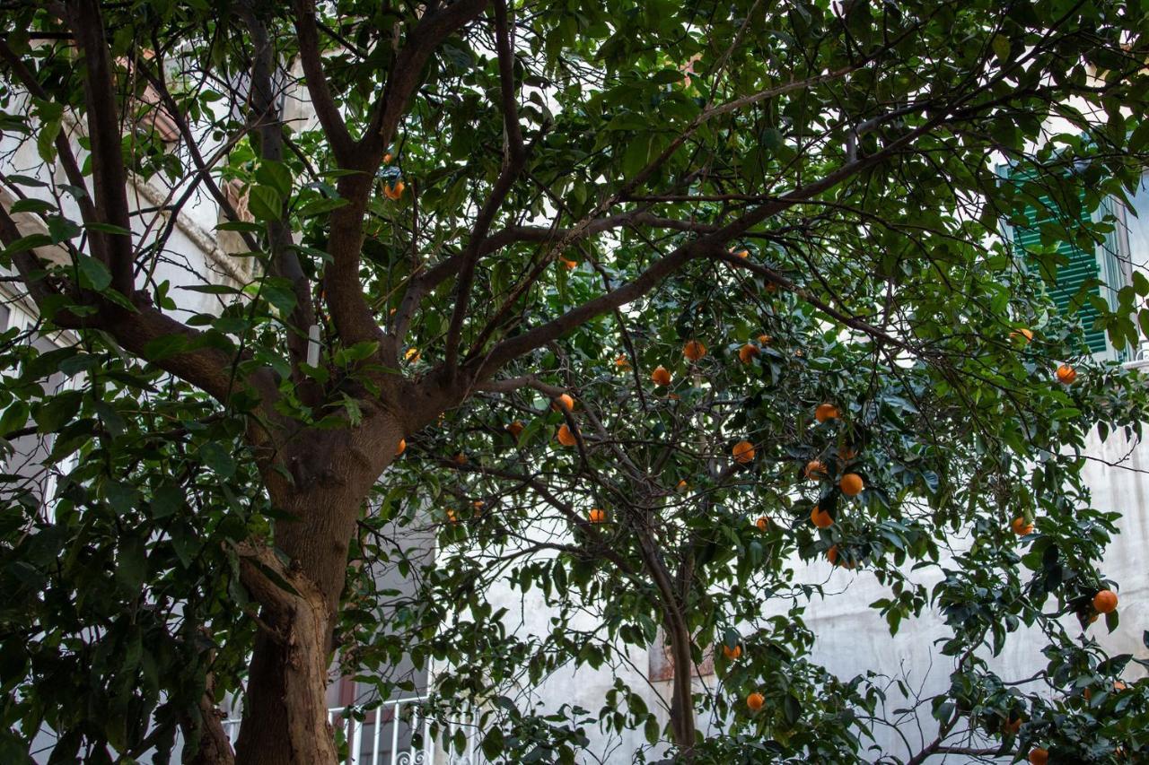 Le Stanze Del Vicere Boutique Hotel Napoli Ngoại thất bức ảnh
