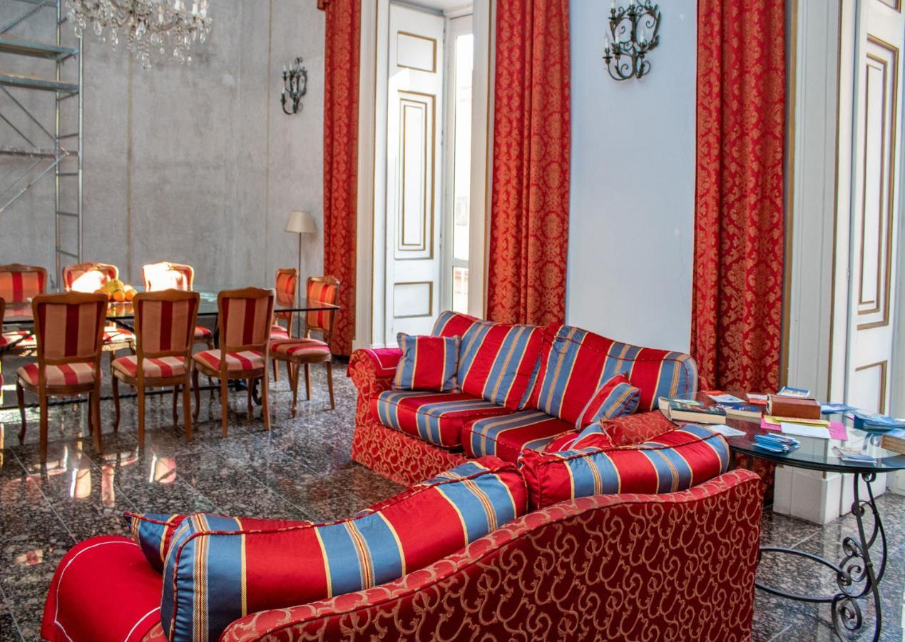 Le Stanze Del Vicere Boutique Hotel Napoli Ngoại thất bức ảnh