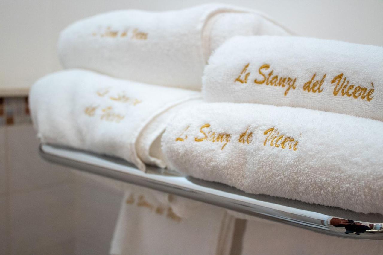 Le Stanze Del Vicere Boutique Hotel Napoli Ngoại thất bức ảnh