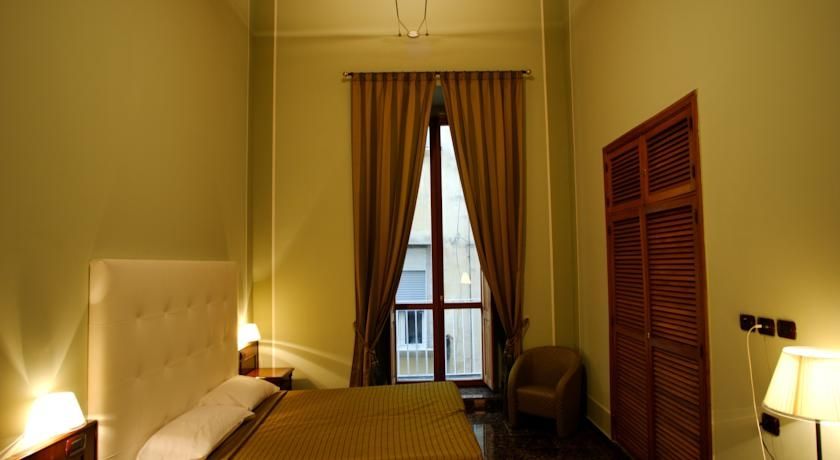 Le Stanze Del Vicere Boutique Hotel Napoli Ngoại thất bức ảnh